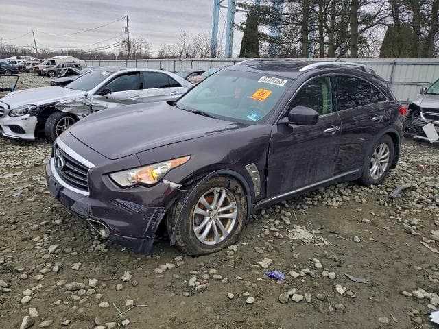 2012 Infiniti FX35