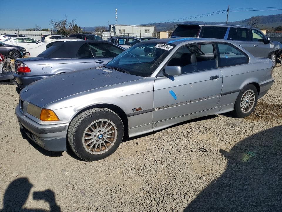 1996 BMW 318 IS