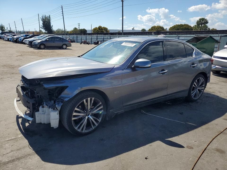 2018 Infiniti Q50 Luxe