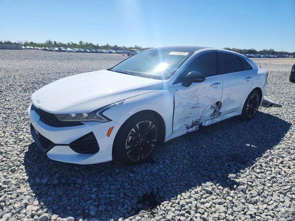 2022 KIA K5 GT Line