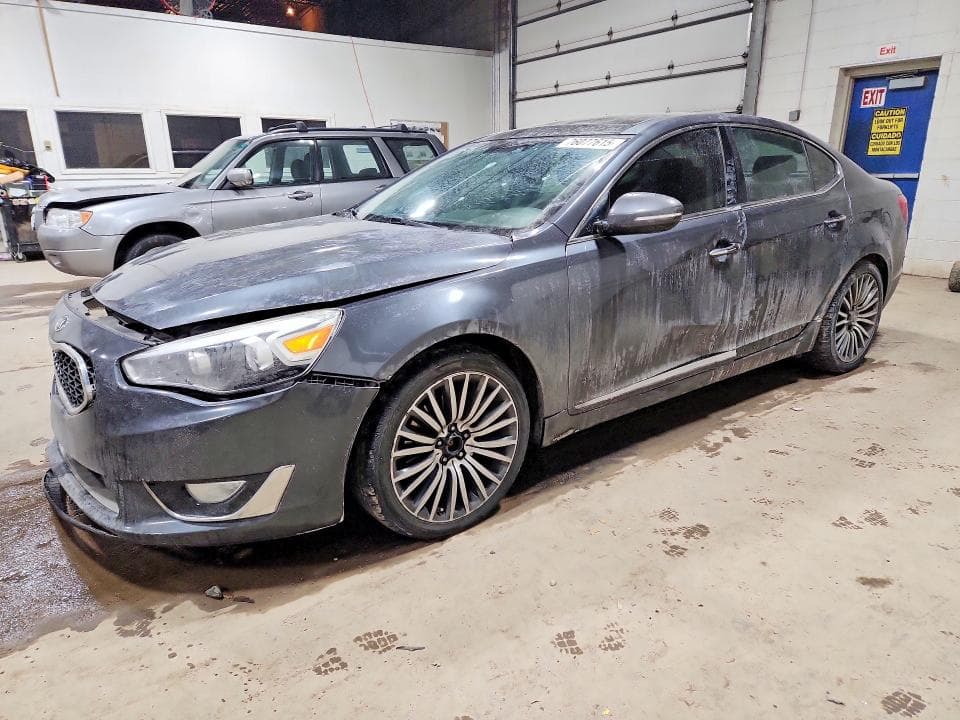 2014 KIA Cadenza Premium