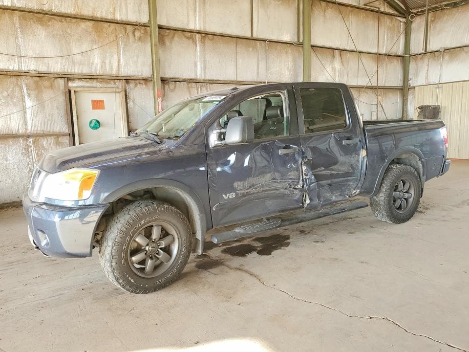 2015 Nissan Titan S