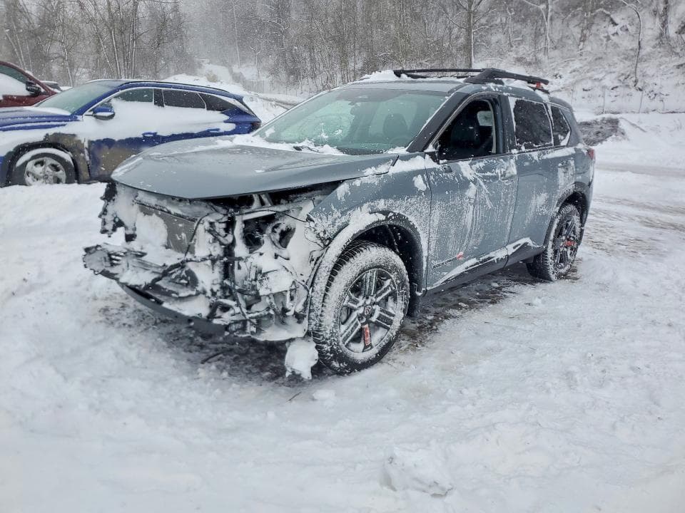 2025 Nissan Rogue SV
