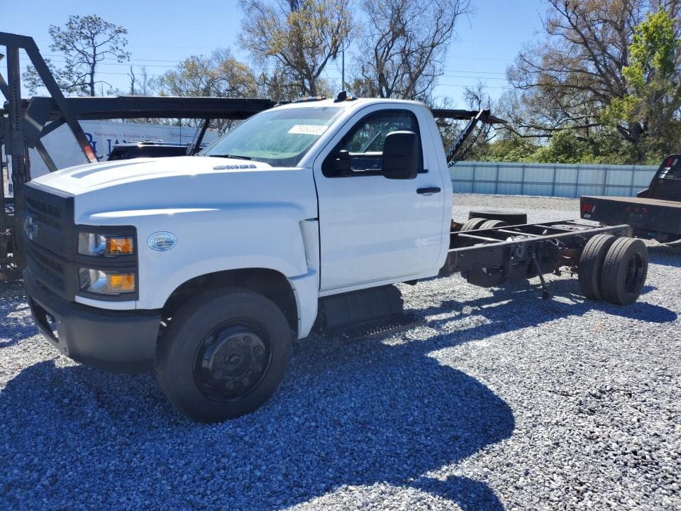 2023 Chevrolet Silverado Medium Duty
