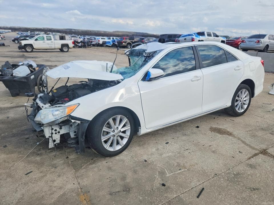 2014 Toyota Camry XLE