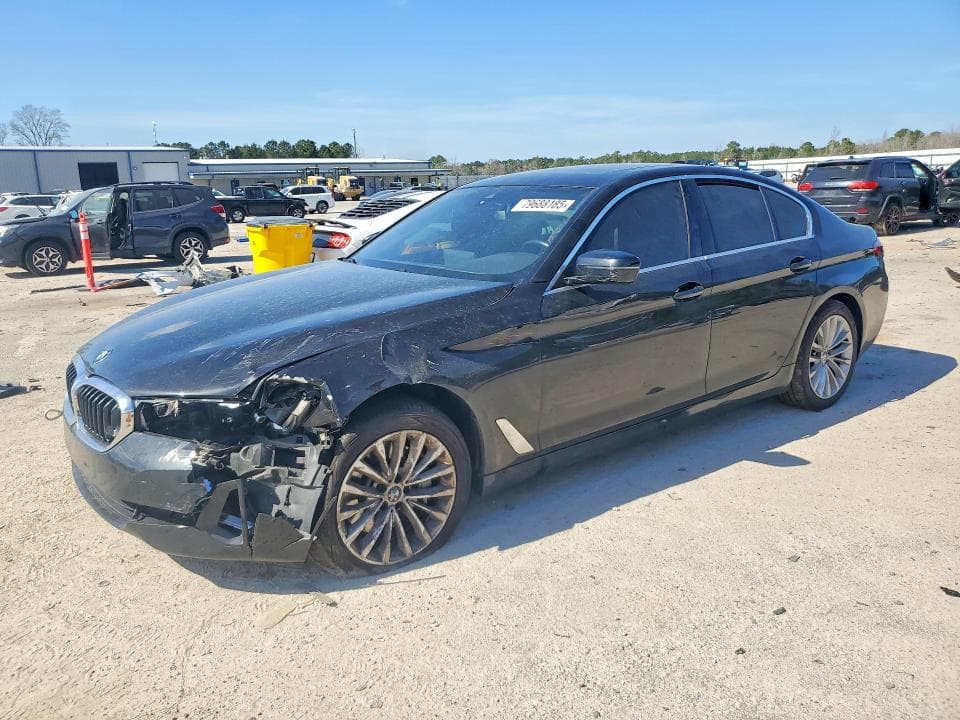 2021 BMW 530
