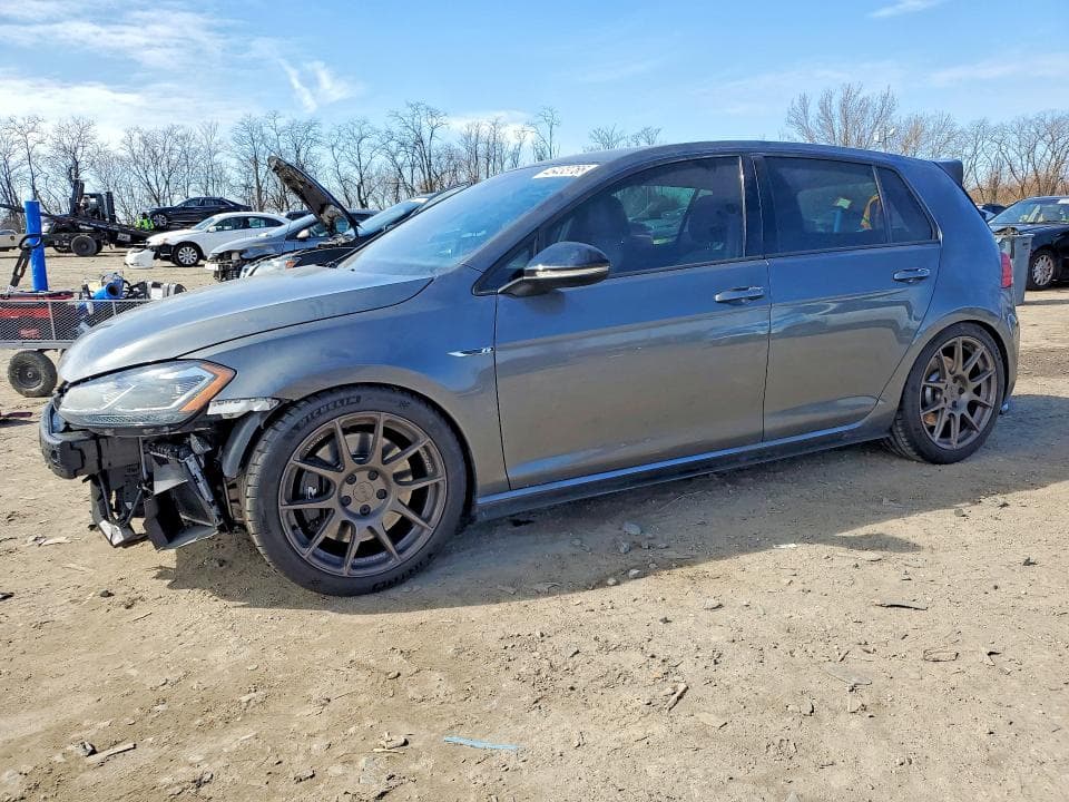 2019 Volkswagen Golf R