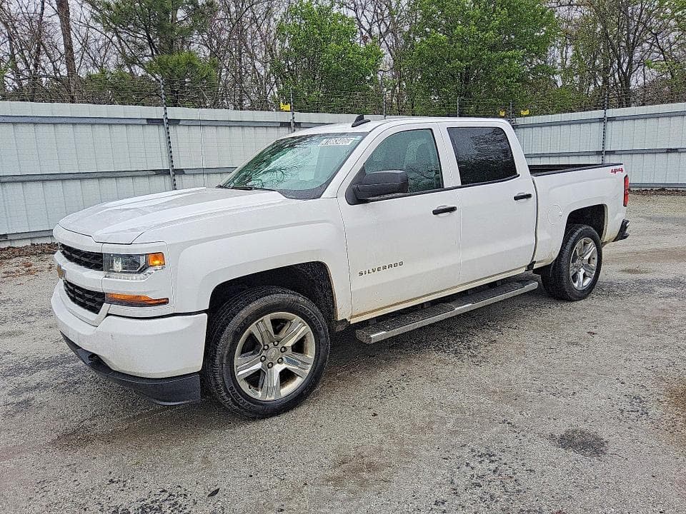 2018 Chevrolet Silverado K1500 Custom