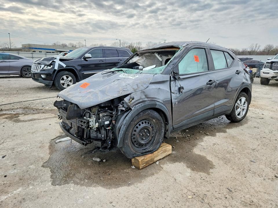 2019 Nissan Kicks S