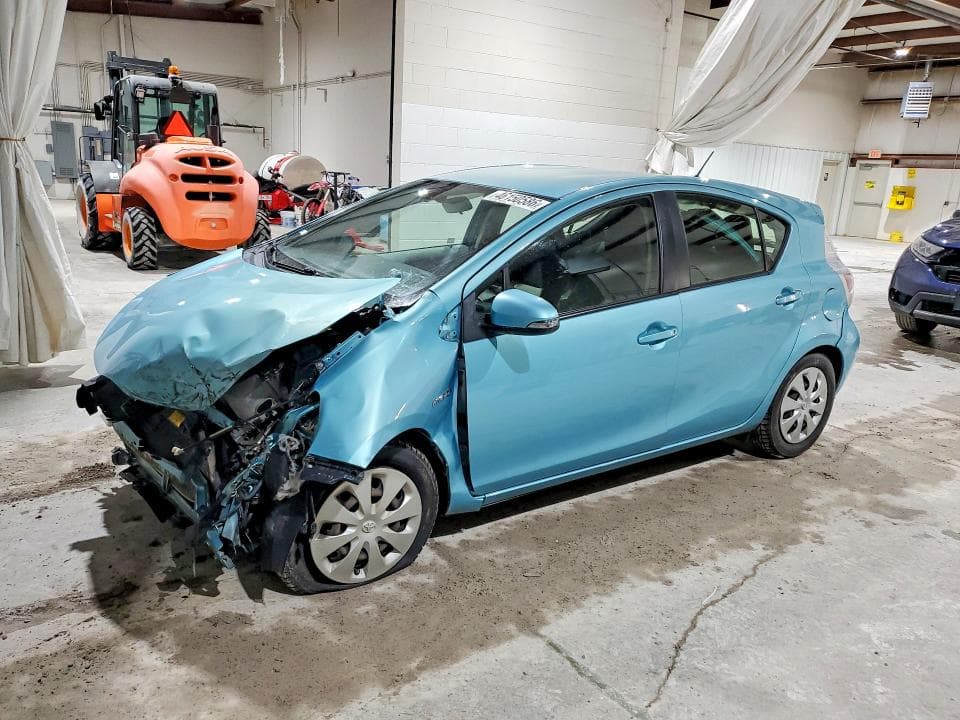2014 Toyota Prius C TWO