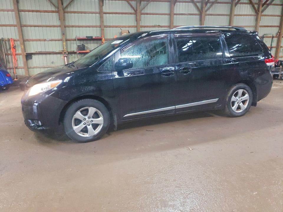 2011 Toyota Sienna 