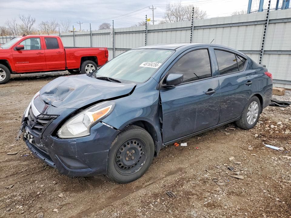 2016 Nissan Versa 1.6 S Plus