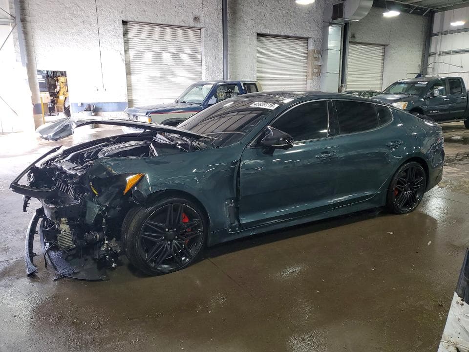 2022 KIA Stinger GT2