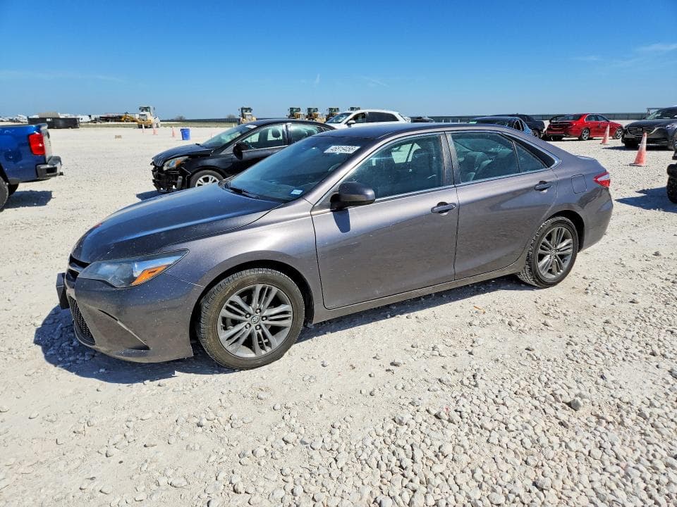 2017 Toyota Camry SE