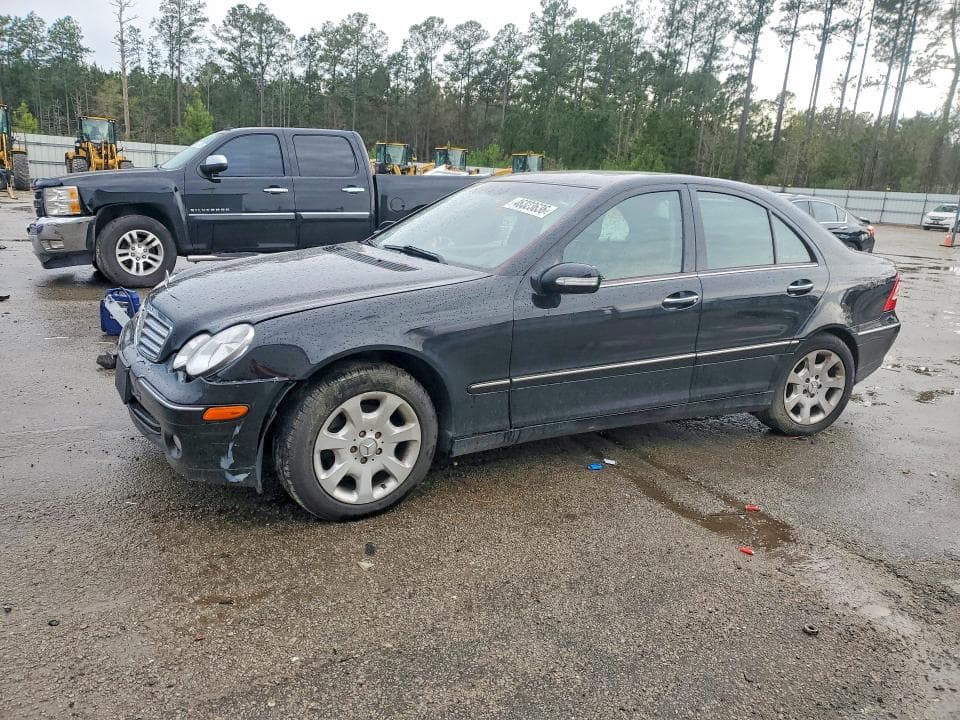 2005 Mercedes-Benz C 