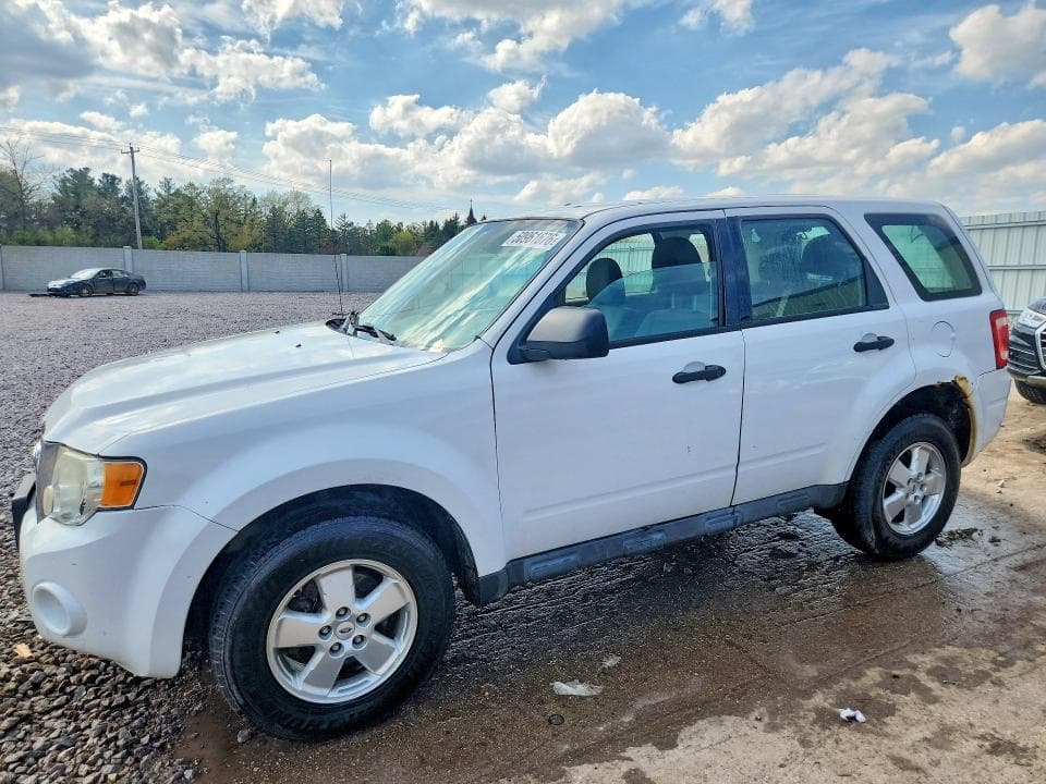 2011 Ford Escape XLS