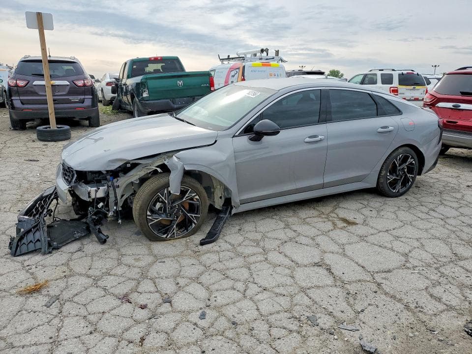 2026 KIA K5 GT Line