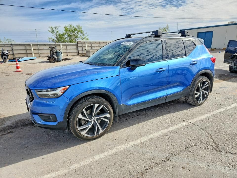 2019 Volvo XC40 T5 R-Design