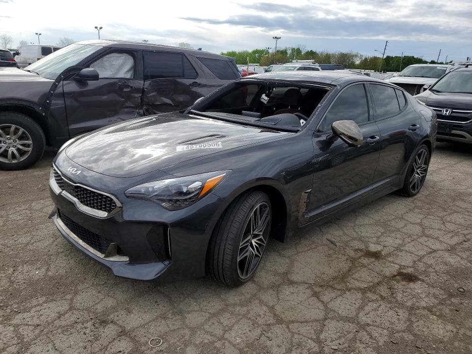 2023 KIA Stinger GT2