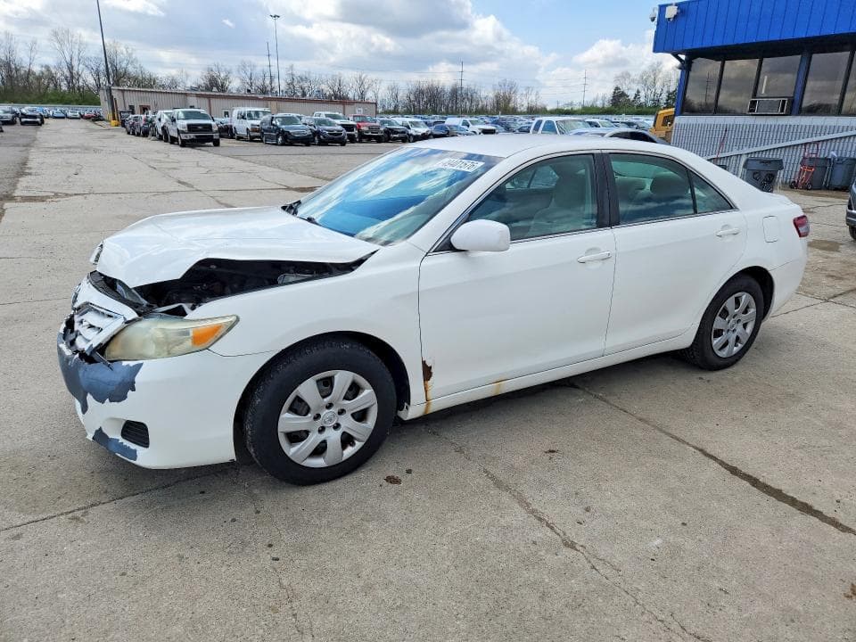 2010 Toyota Camry LE