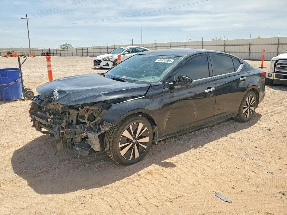 2022 Nissan Altima SV