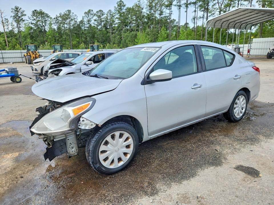 2018 Nissan Versa SV