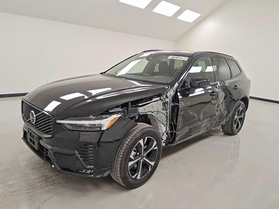 2026 Volvo XC60 Core