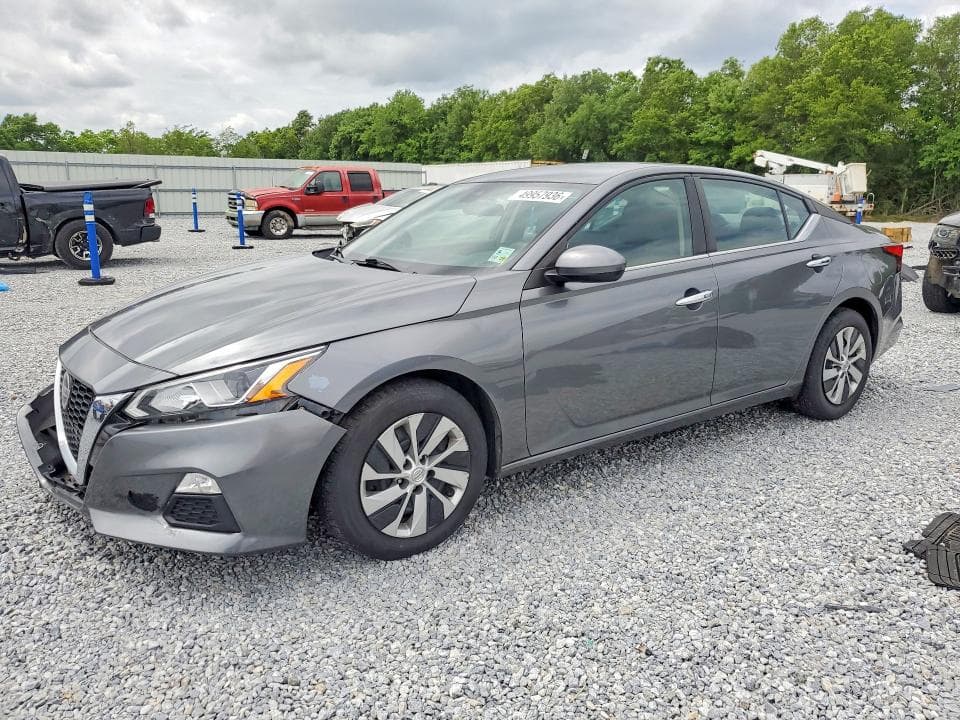 2022 Nissan Altima S