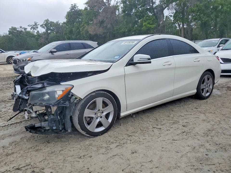 2016 Mercedes-Benz CLA 250