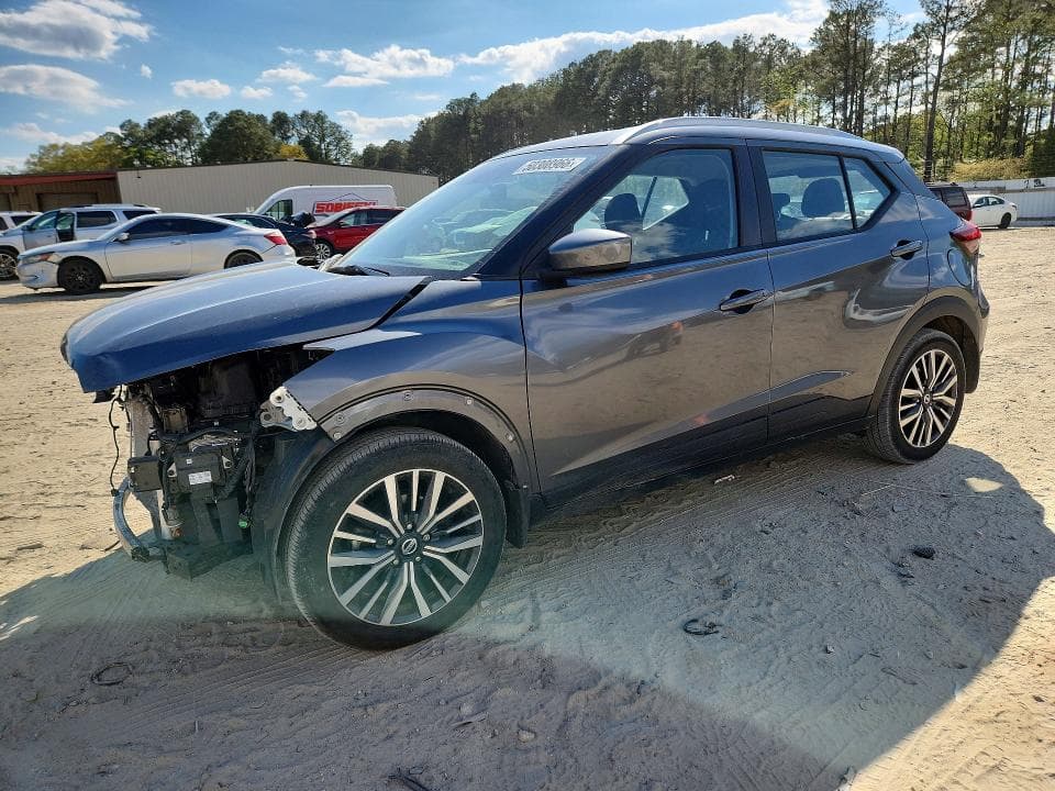 2021 Nissan Kicks SV