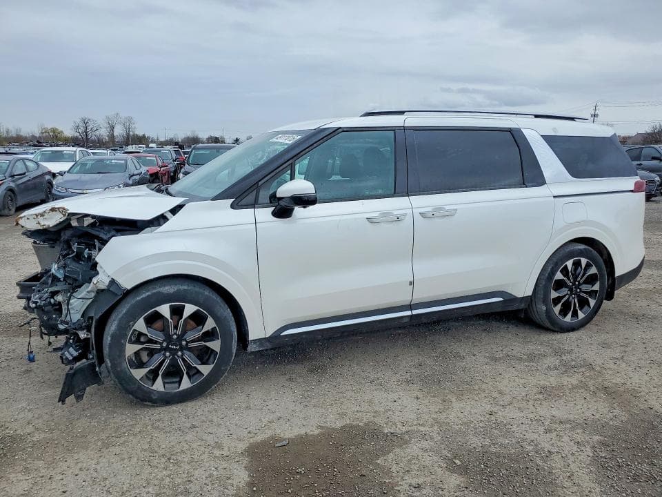 2022 KIA Carnival EX