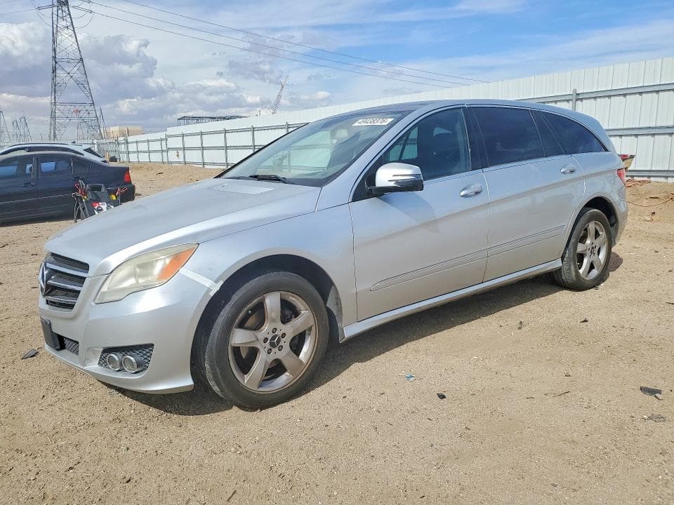 2011 Mercedes-Benz R 350 4MATIC