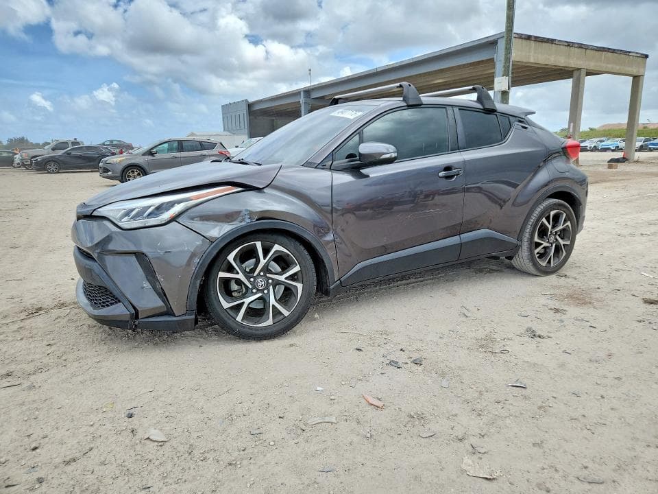 2020 Toyota C-Hr XLE