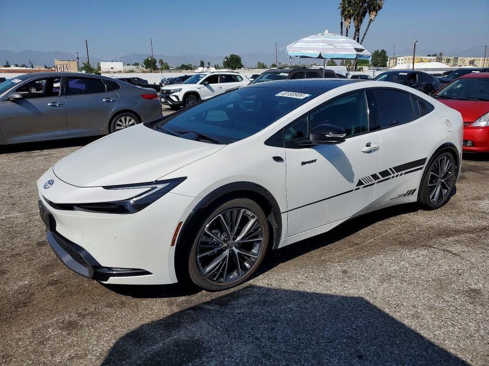 2024 Toyota Prius XLE