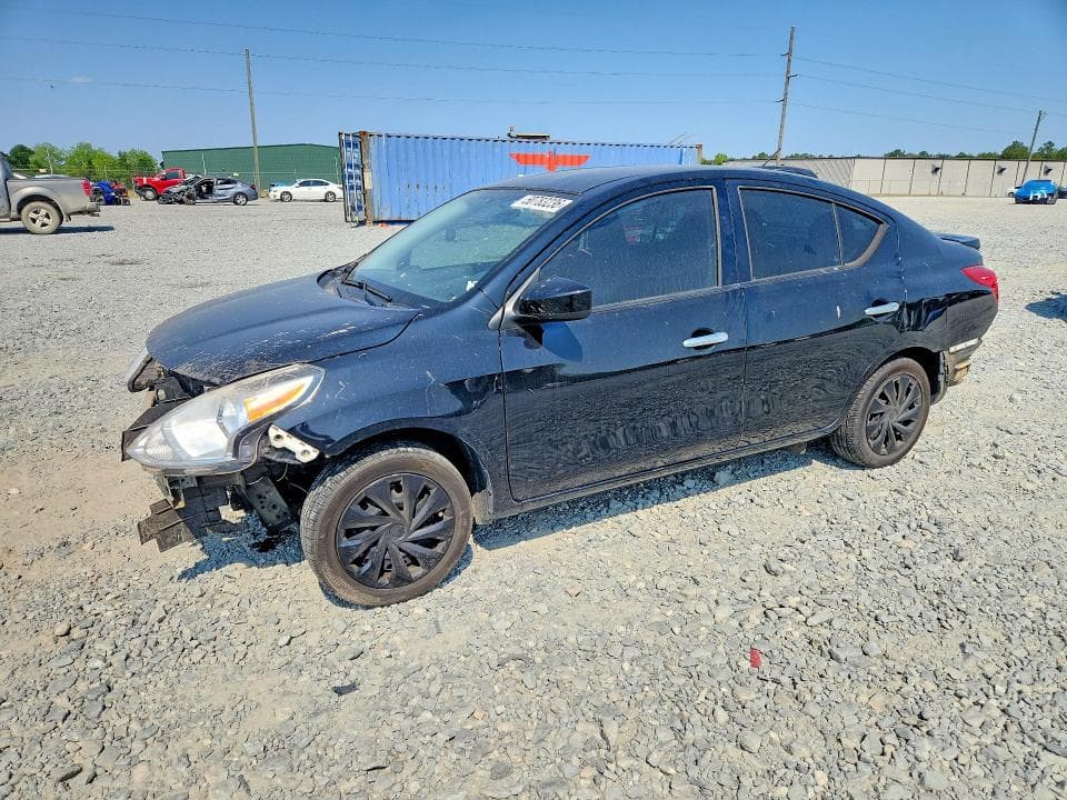 2019 Nissan Versa SV