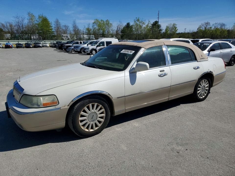 2006 Lincoln Town CAR