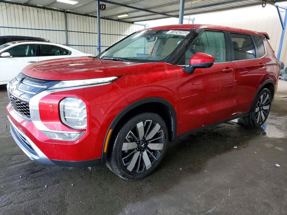 2025 Mitsubishi Outlander SE
