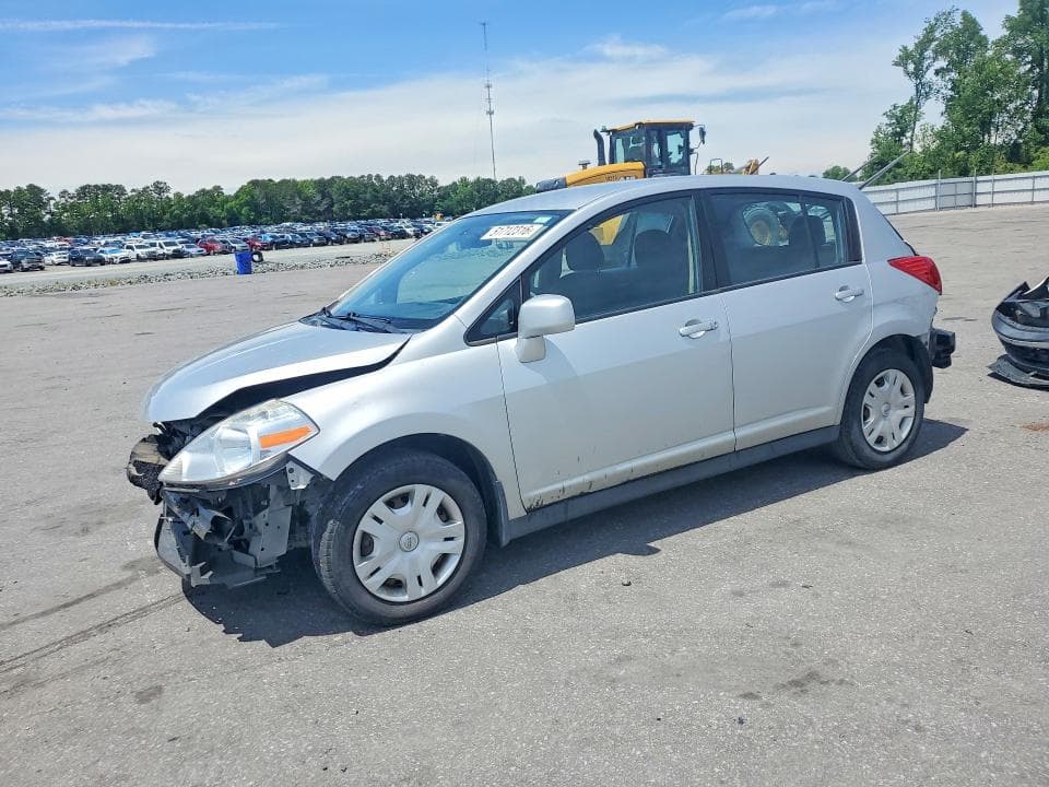 2011 Nissan Versa 1.8 S