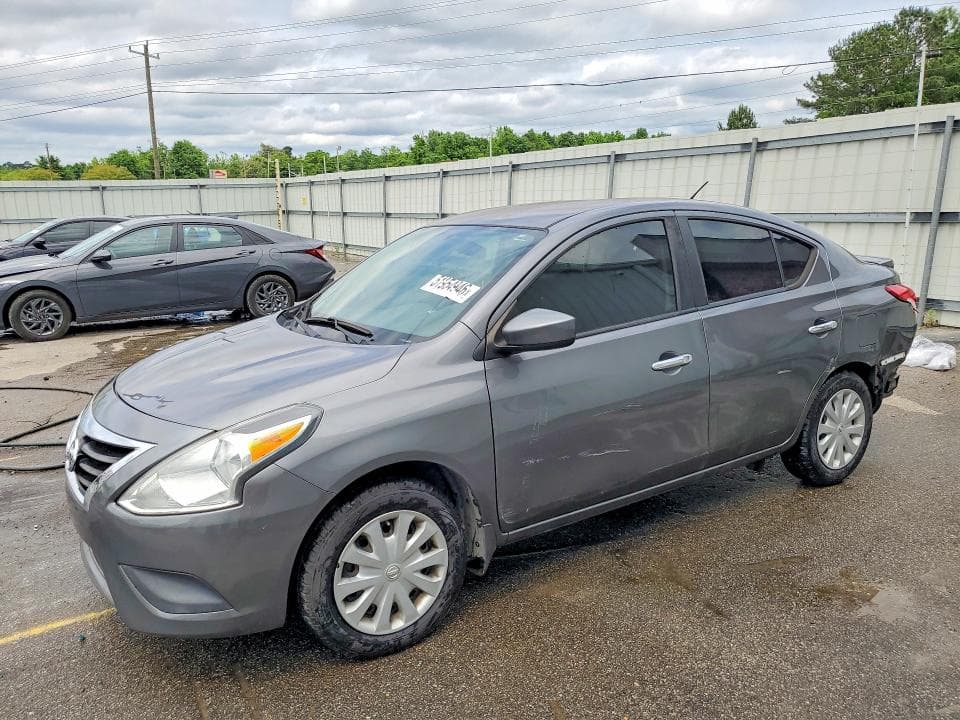2016 Nissan Versa 1.6 SV