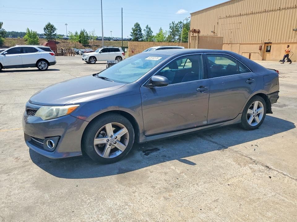 2013 Toyota Camry SE