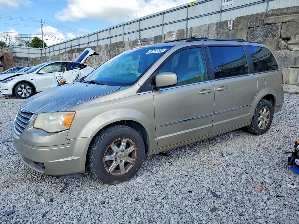 2009 Chry Town AND Country