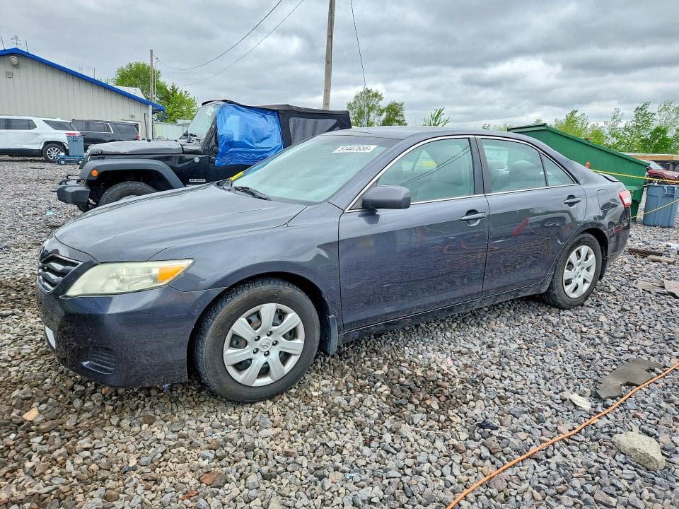 2011 Toyota Camry LE