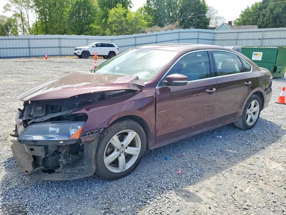 2013 Volkswagen Passat SE