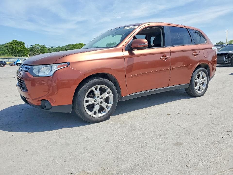 2014 Mitsubishi Outlander SE