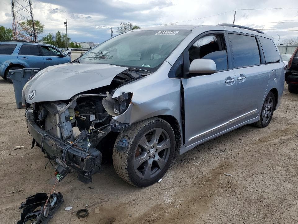 2017 Toyota Sienna SE