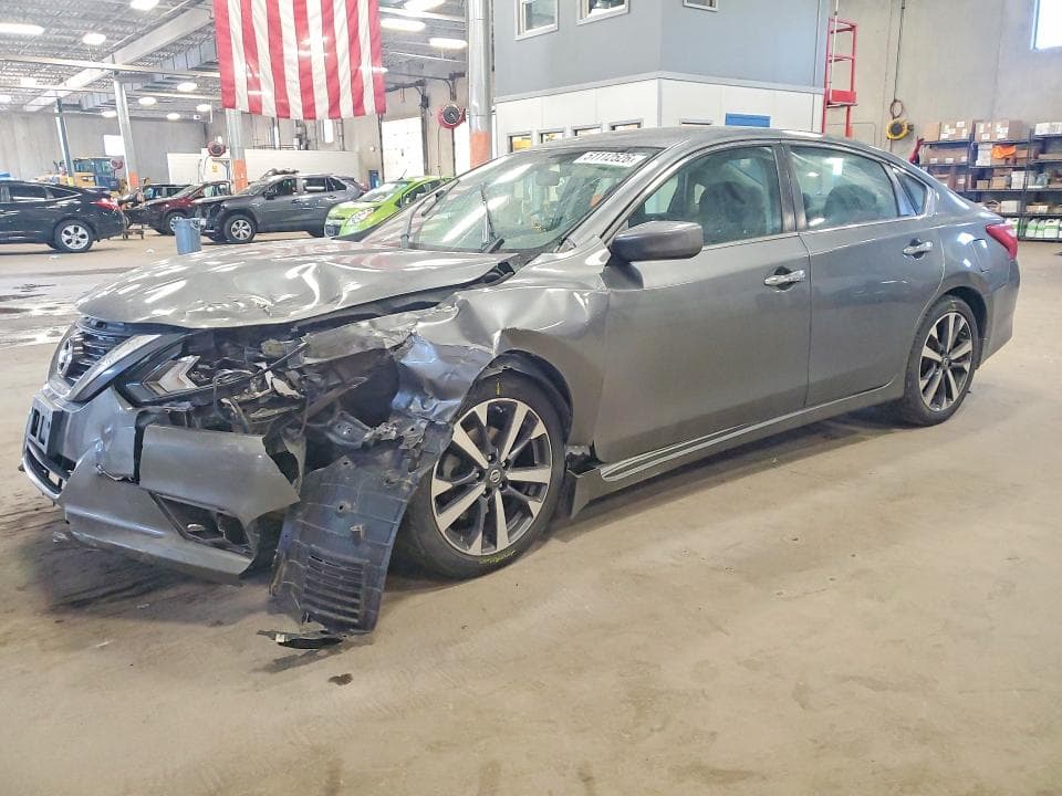 2016 Nissan Altima 2.5 SR