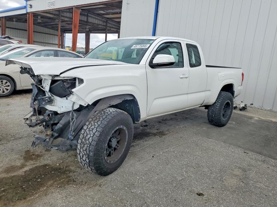 2017 Toyota Tacoma SR