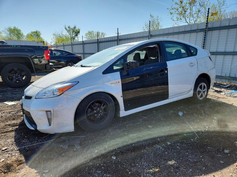 2014 Toyota Prius TWO