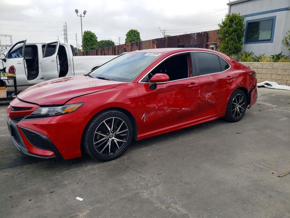 2022 Toyota Camry SE