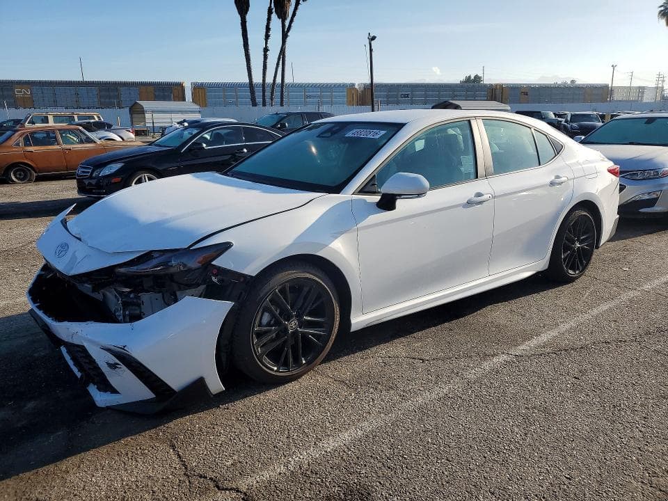 2026 Toyota Camry SE